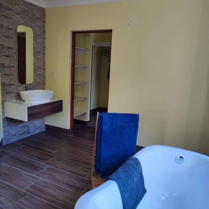 African Sunset Villa Чінца Екстер'єр фото